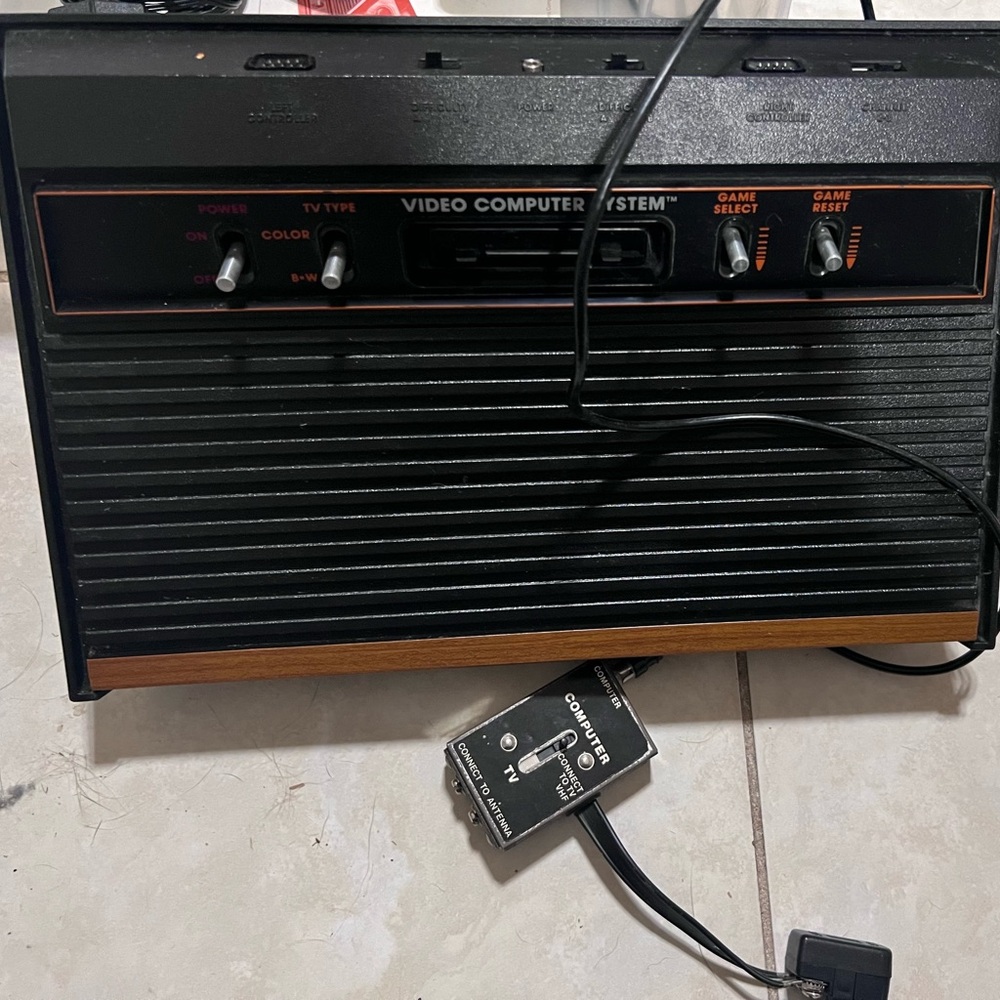 Original Atari 2600 Video Computer Game System
